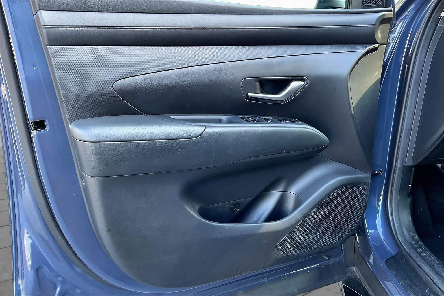 Used 2025 Atlantis Blue Hyundai SEL image 21