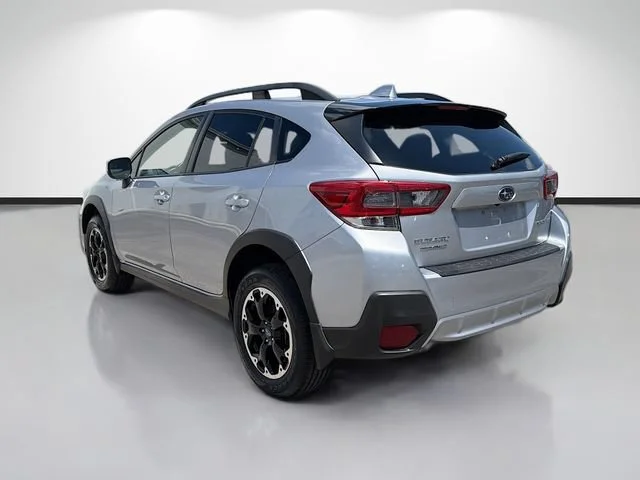 Used 2023 Ice Silver Metallic Subaru Premium image 4