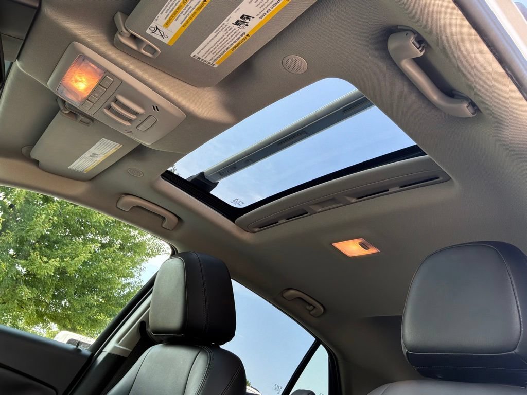 Used 2018 (Includes (CM5) Black Carbon Metallic lower exterior accent color, Paint code W700S.) Buick Essence image 29