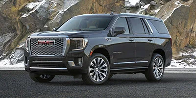 Certified Used 2024  GMC Denali image 2