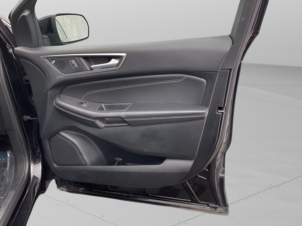 Used 2024 Black Metallic Ford Titanium AWD image 30