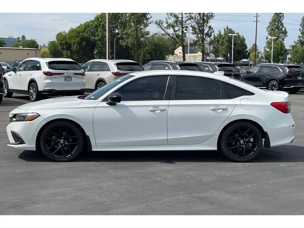 Used 2022 Platinum White Pearl Honda Sport image 2