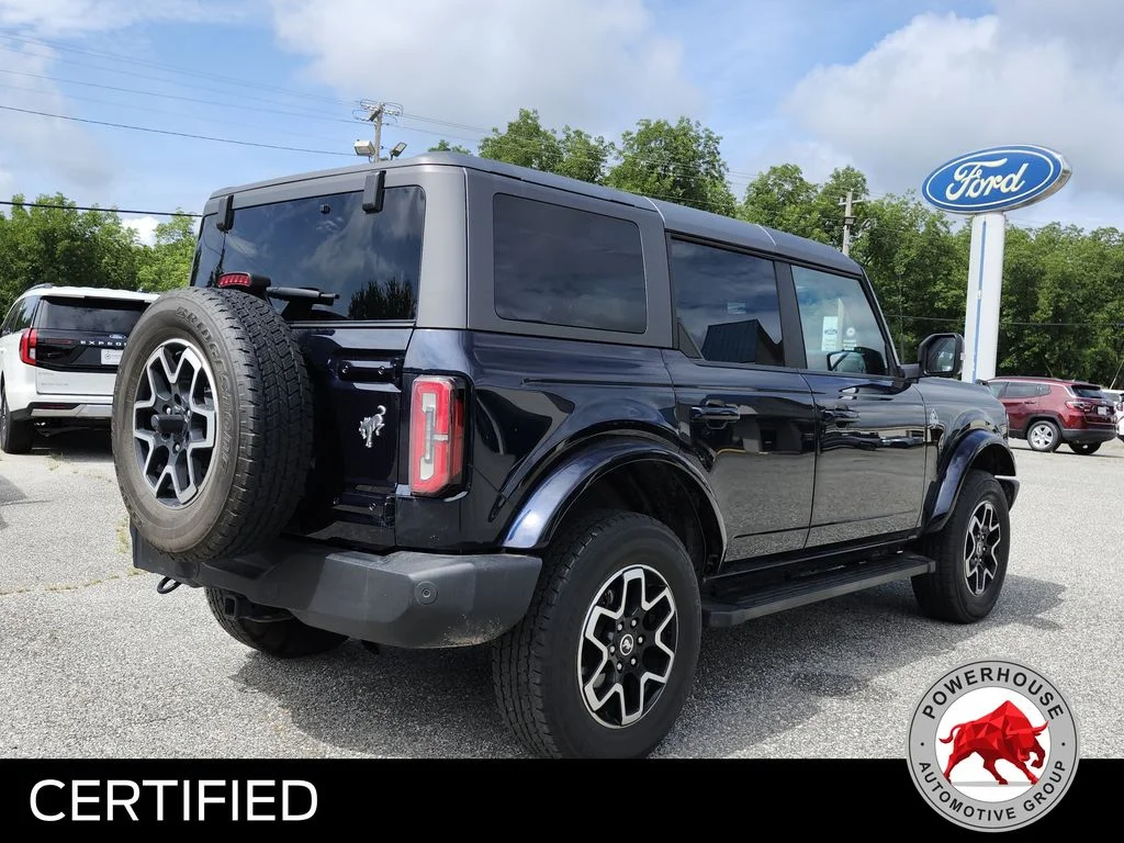 Used 2021 Blue Ford Outer Banks image 5
