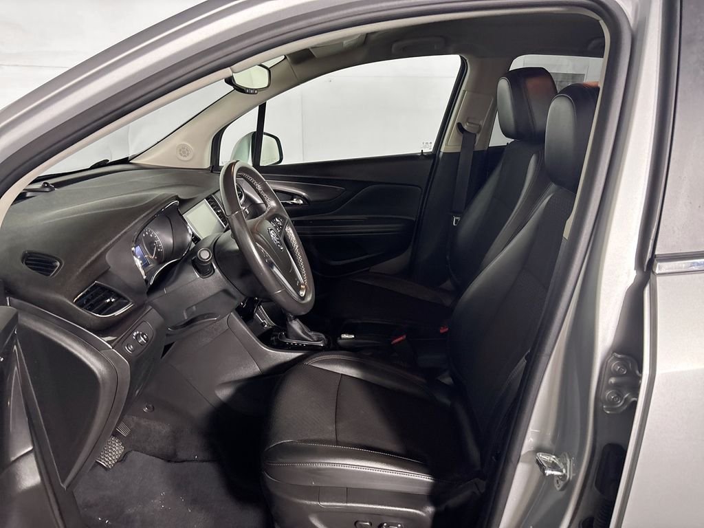 Used 2019 Silver Buick Preferred image 11