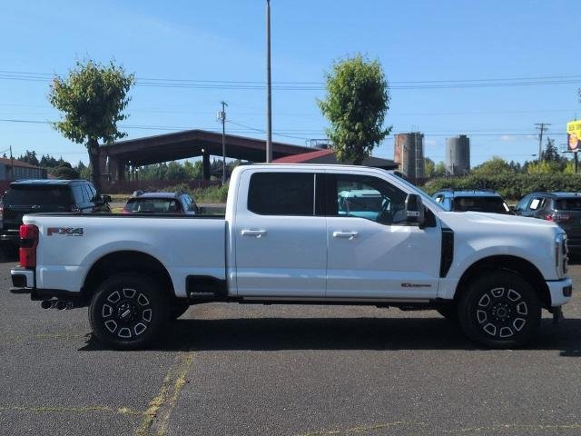 New 2026 Star White Metallic Tri-Coat Ford F-250® Platinum® image 6