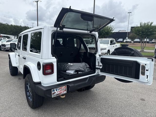 New 2026 White/off-white Jeep 85th Anniversary Edition image 18