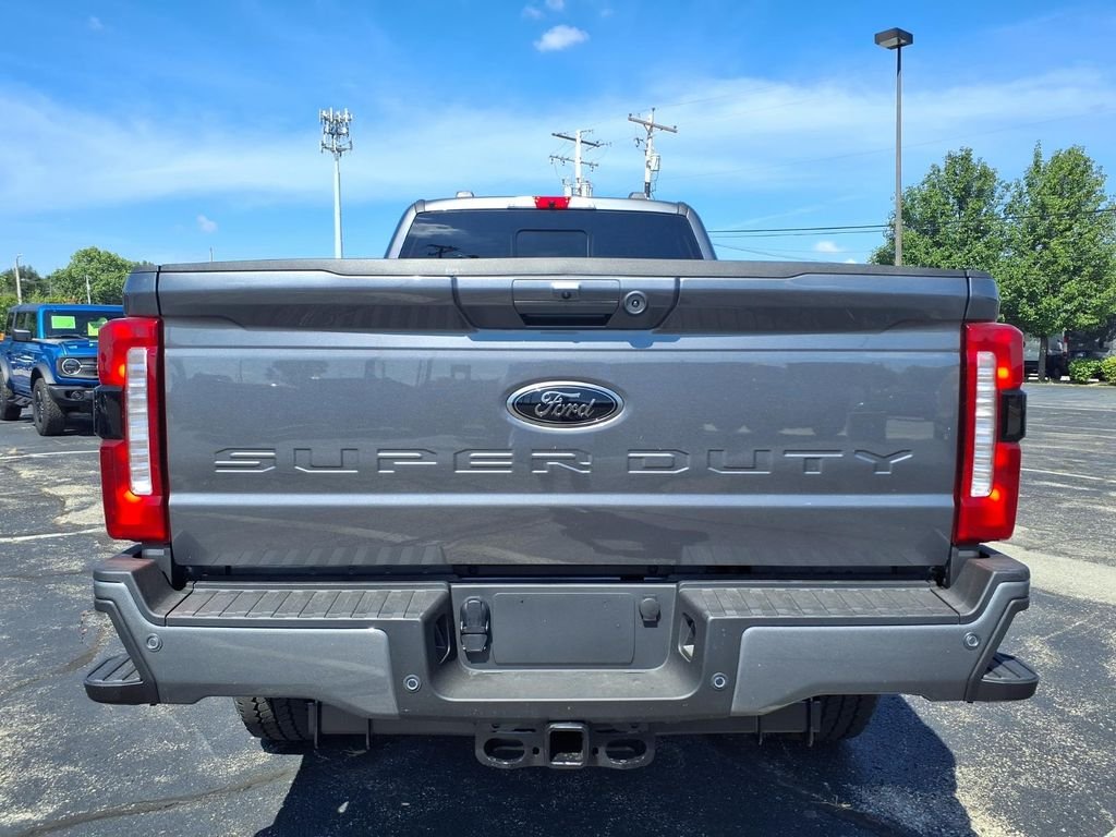 New 2026 Carbonized Gray Metallic Ford F-350® Lariat® image 7