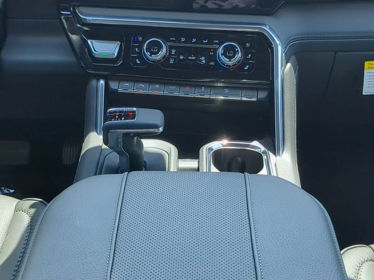 2026 GMC Sierra 1500 Denali - Photo 18