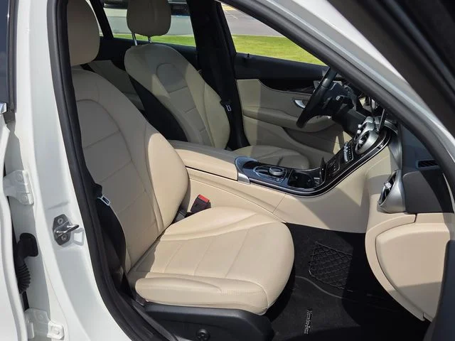 Used 2019 White Mercedes-Benz C 300 image 15