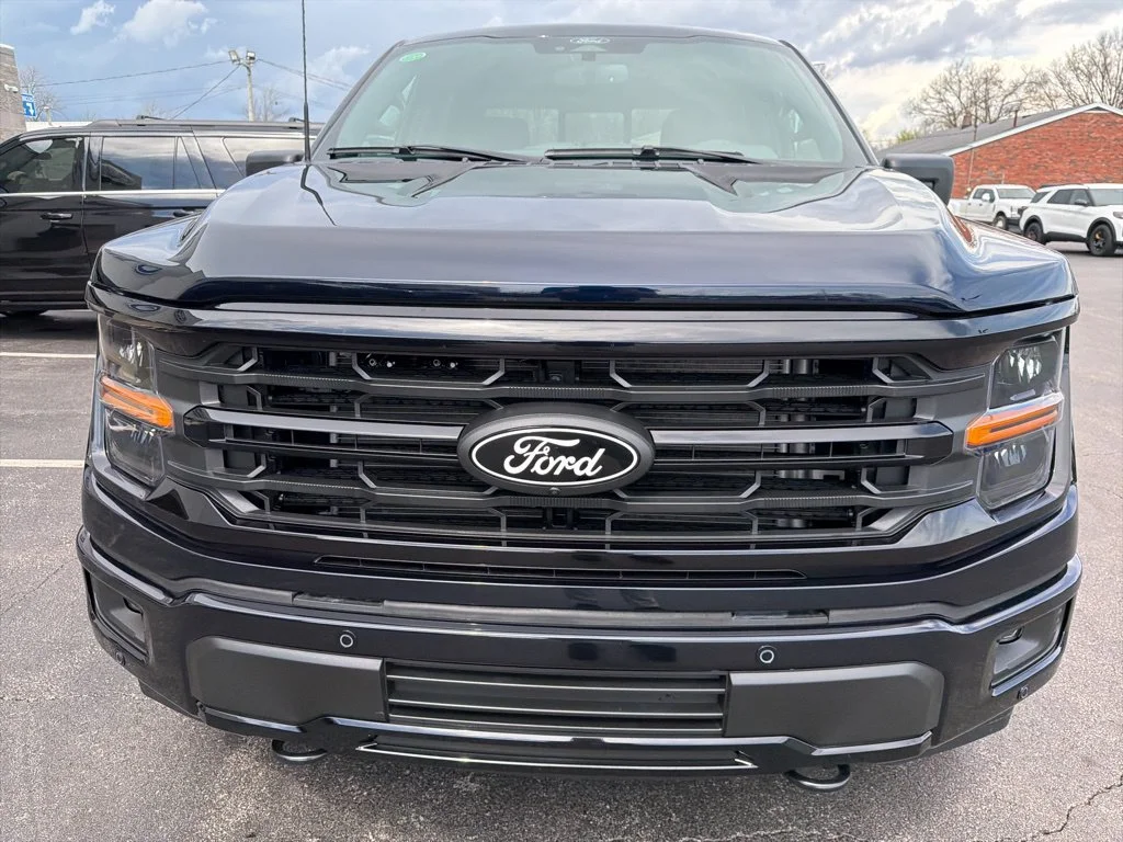 New 2026 Antimatter Blue Metallic Ford XLT image 8