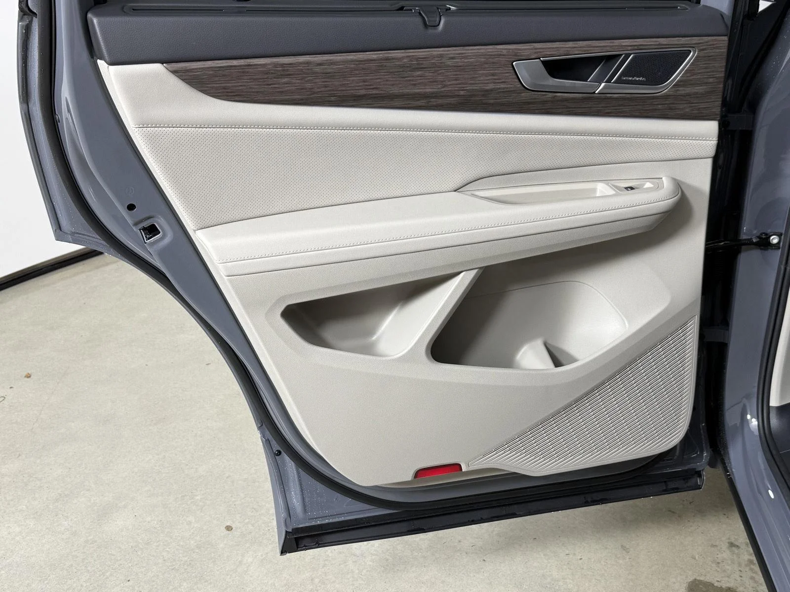 New 2026 Pure Gray Volkswagen 2.0T SEL Premium R-Line image 22