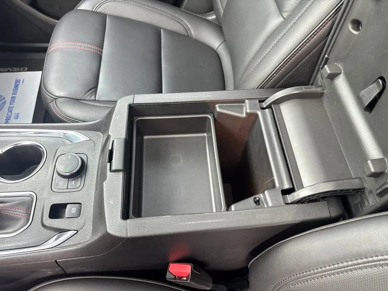 Used 2023 Gray Chevrolet RS image 46