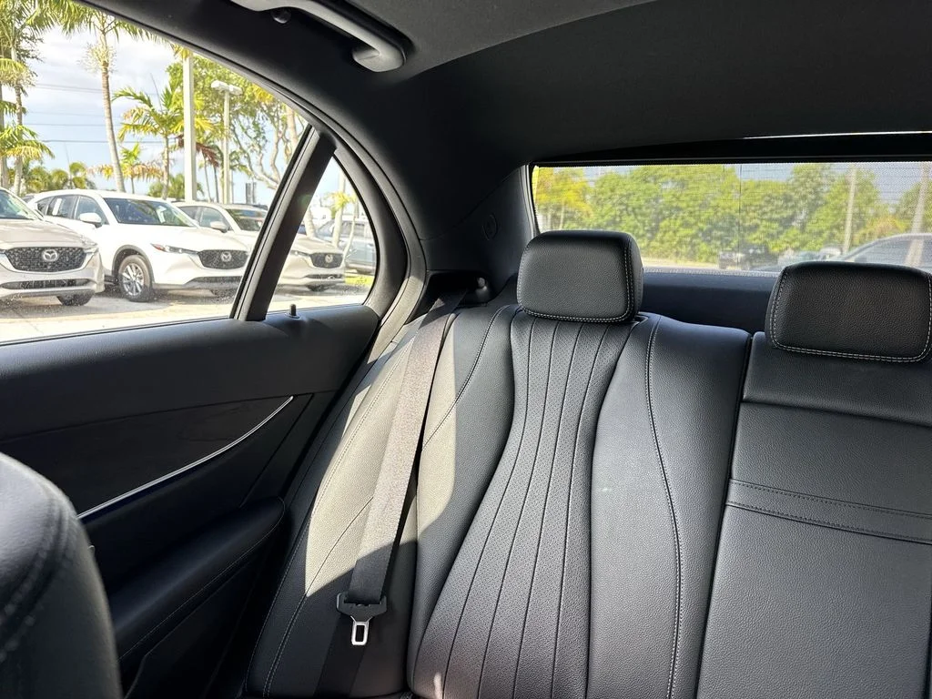 Used 2018 Selenite Gray Metallic Mercedes-Benz E 300 4MATIC® image 17
