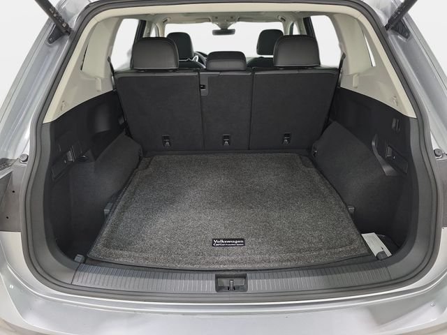 Used 2022  Volkswagen 2.0T SE image 35