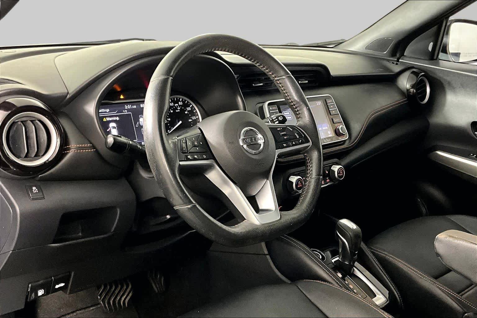 Used 2019 Gun Metallic Nissan SR image 16