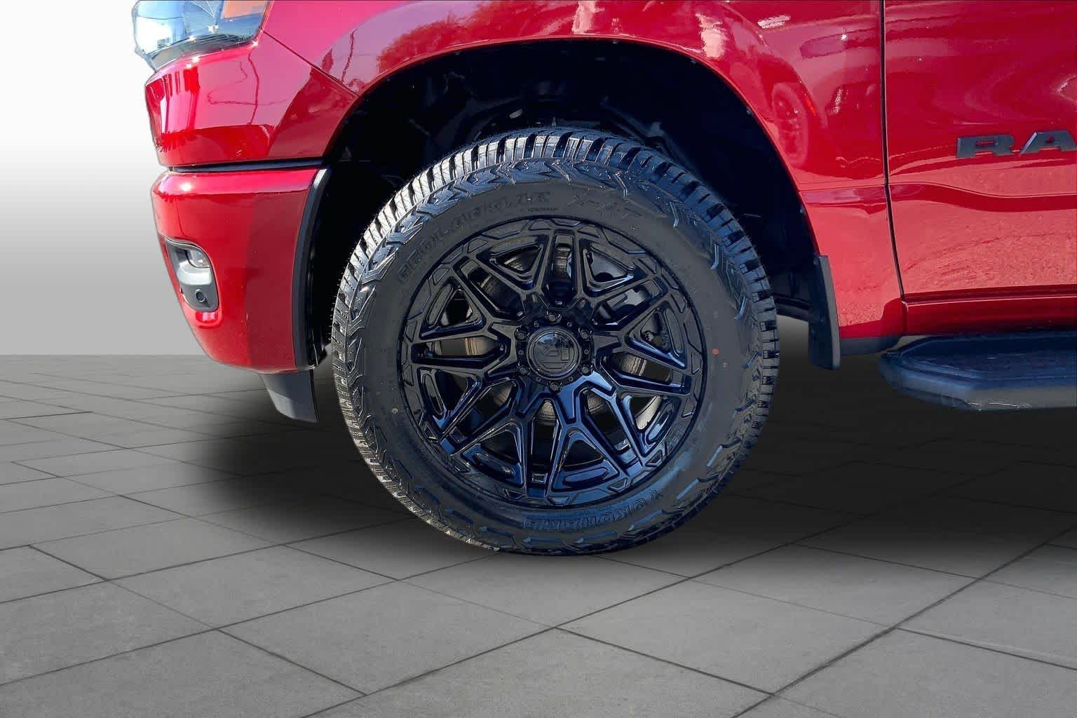 New 2026 Molten Red Pearl-Coat Exterior Paint RAM Express image 8