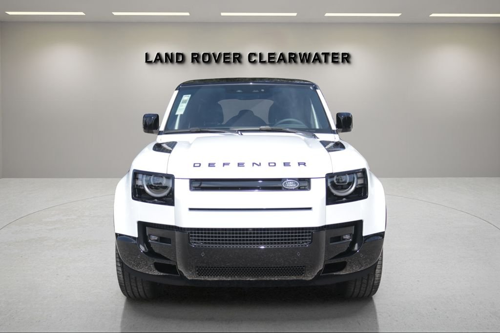 New 2026 Fuji White Land Rover X-Dynamic SE image 8