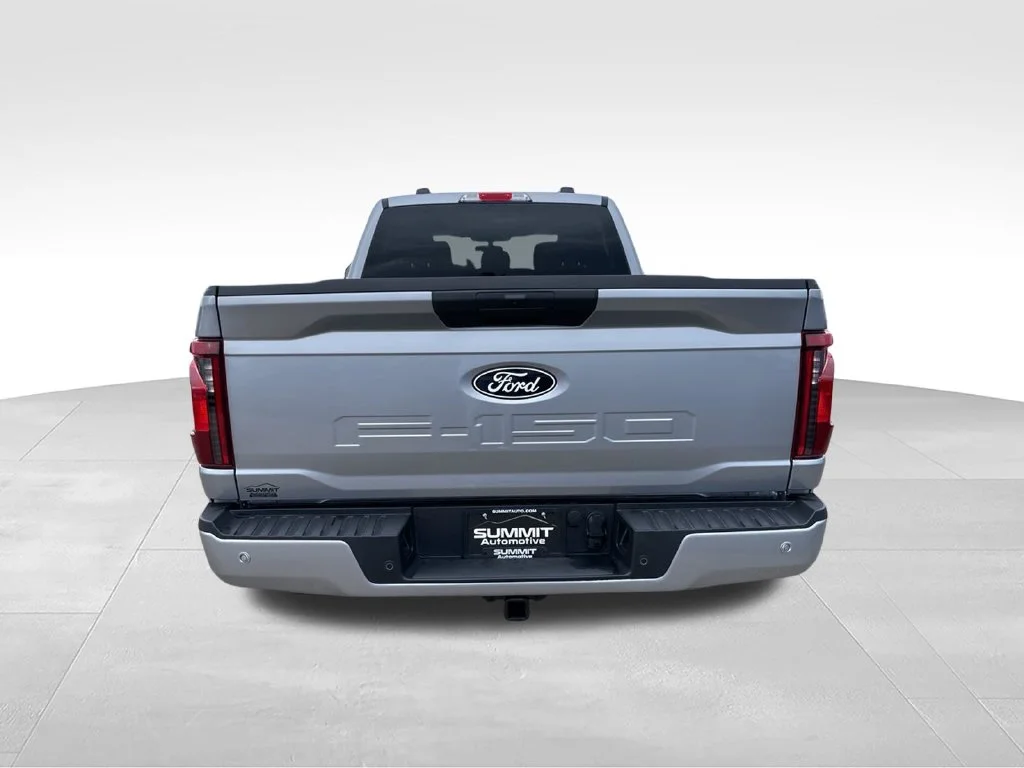 New 2026 Iconic Silver Metallic Ford XLT image 32