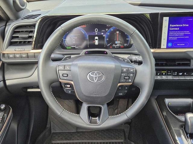 2025 Toyota Crown Signia Limited - Photo 19