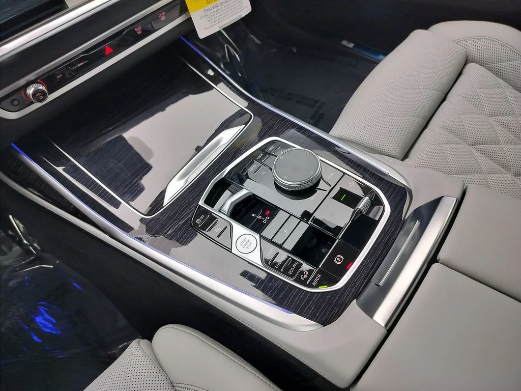 New 2027 Carbon Black Metallic BMW xDrive40i image 19