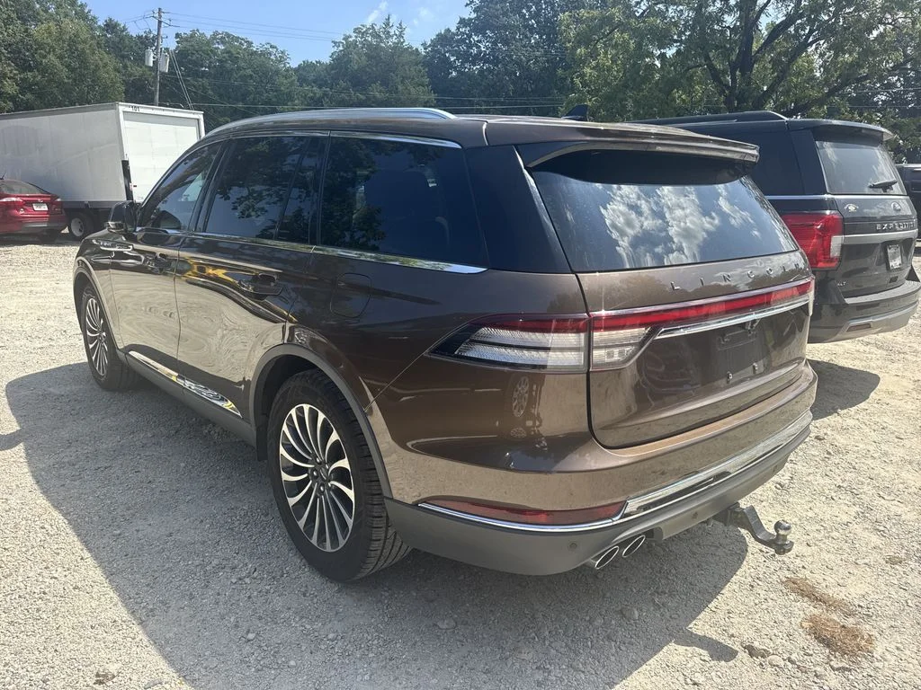 Used 2022 Brown Lincoln Reserve image 3