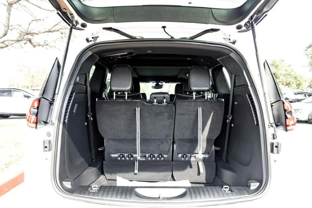 New 2026 White Chrysler Limited image 21