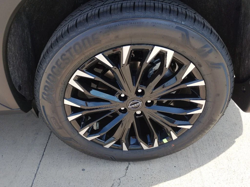 New 2026 Obsidian Green Pearl Nissan Dark Armor™ image 31