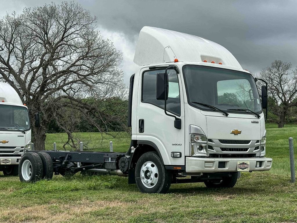 2024 Chevrolet Low Cab Forward 3500 Gas 109" WB Regular Cab's photo