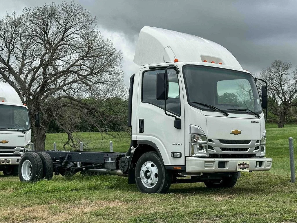 2024 Chevrolet Low Cab Forward 3500 Gas 109" WB Regular Cab's photo