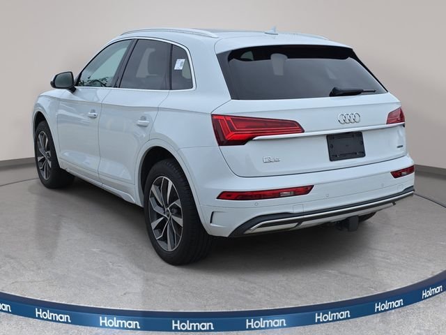 Used 2021 White Audi 45 Premium image 8