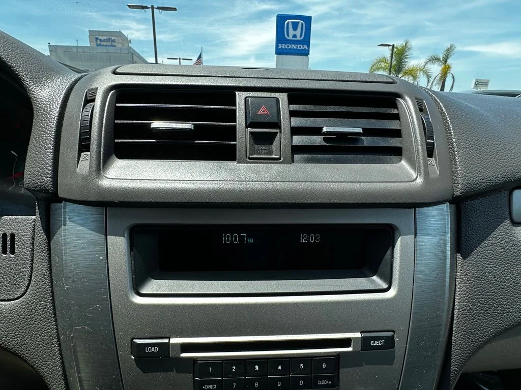 Used 2010 Red Ford SE image 20