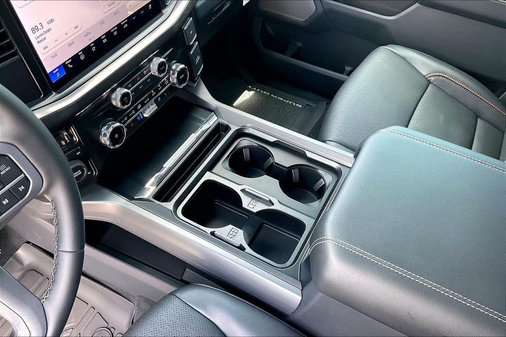 New 2026 Ford Super Duty F-250 Lariat 4D Crew Cab