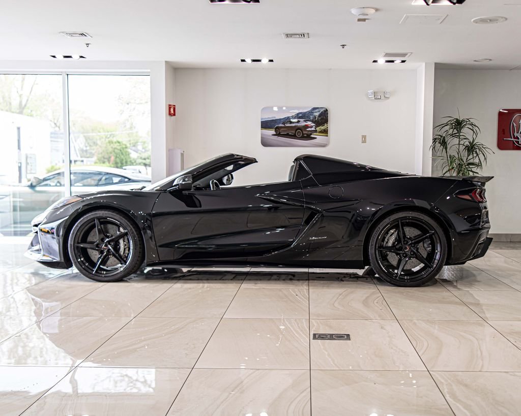 Used 2025 Black Chevrolet E-Ray image 6