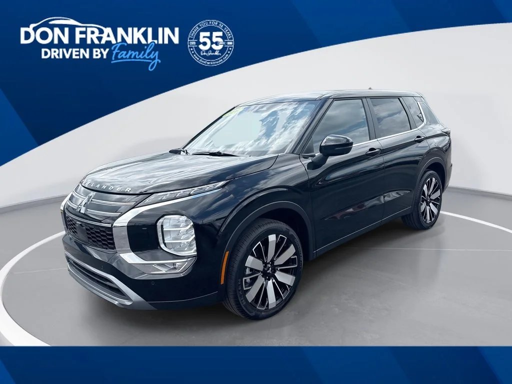 2026 Mitsubishi Outlander SE S-AWC's photo