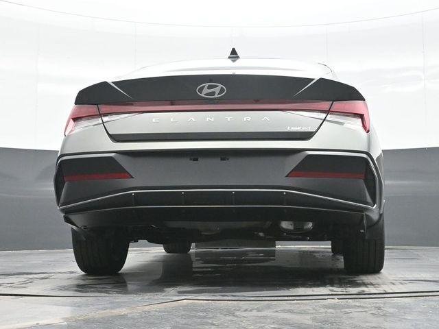 New 2026 Gray Hyundai Limited image 18