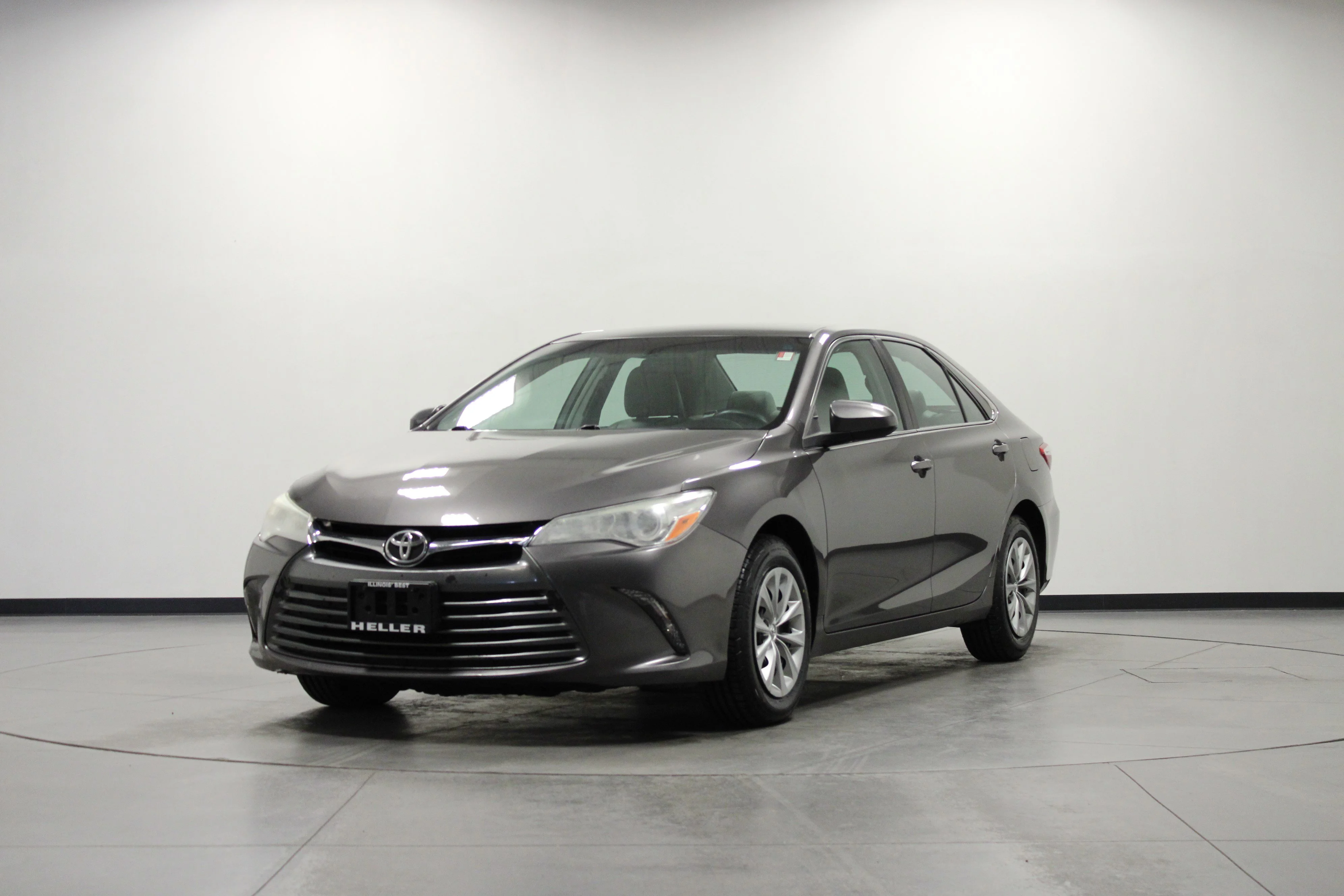 Used 2017 Predawn Gray Mica Toyota LE image 8