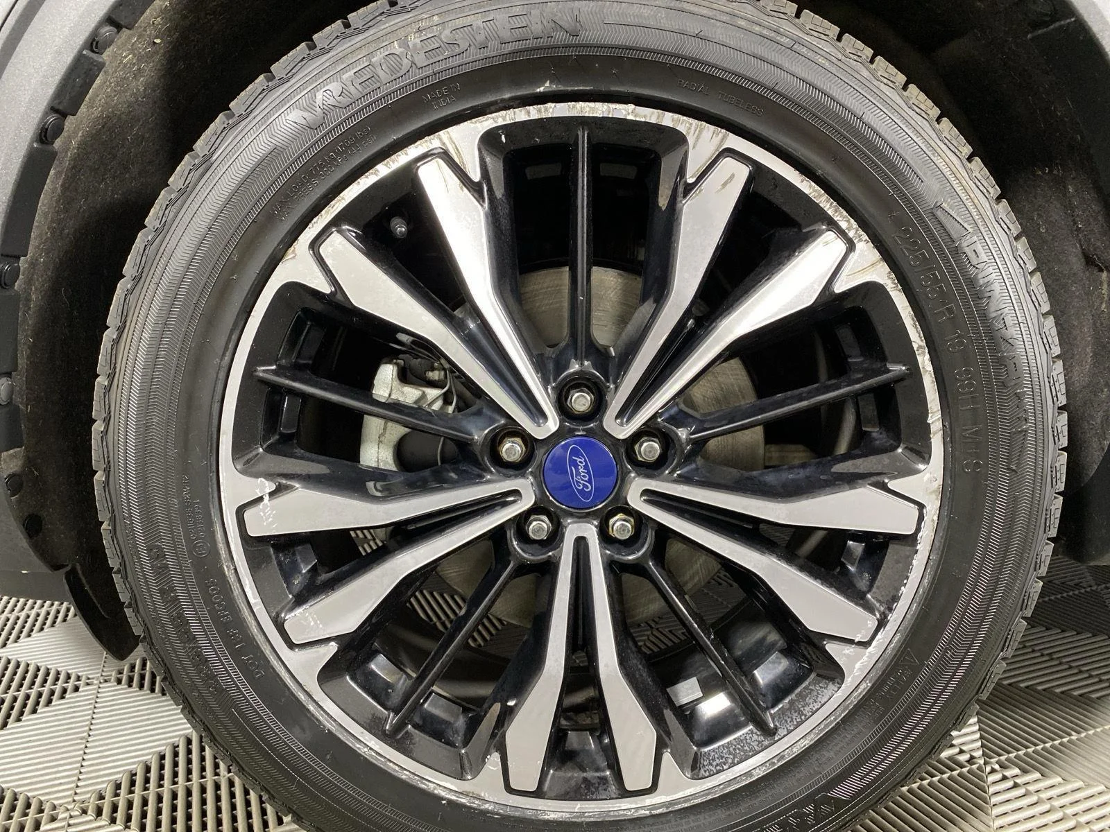 Used 2022 Carbonized Gray Ford SE Hybrid image 12