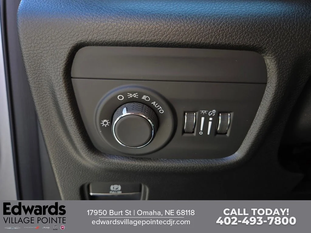 New 2026 Silver Jeep Laredo image 12