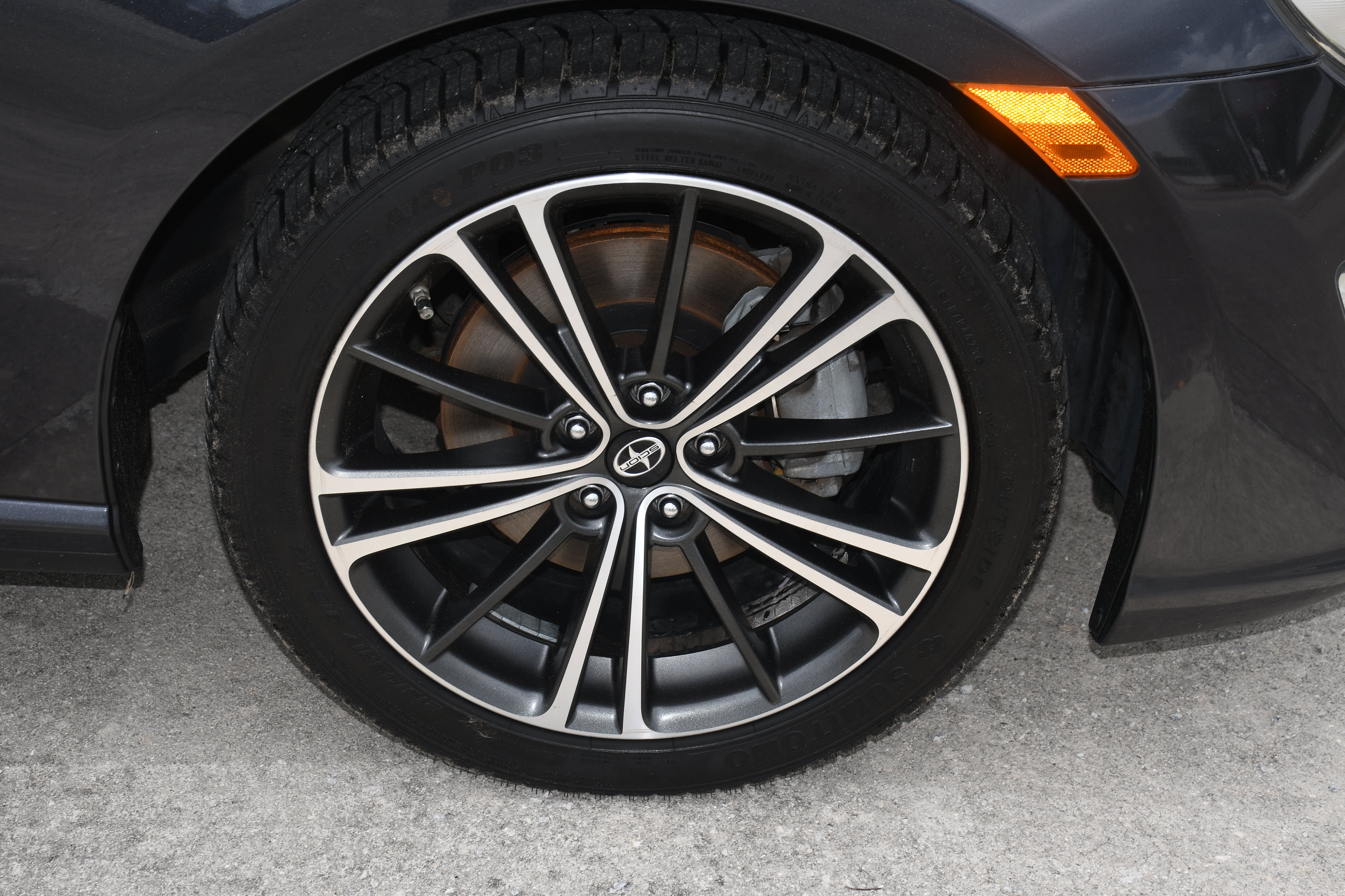 Used 2013 Gray Scion Base image 21