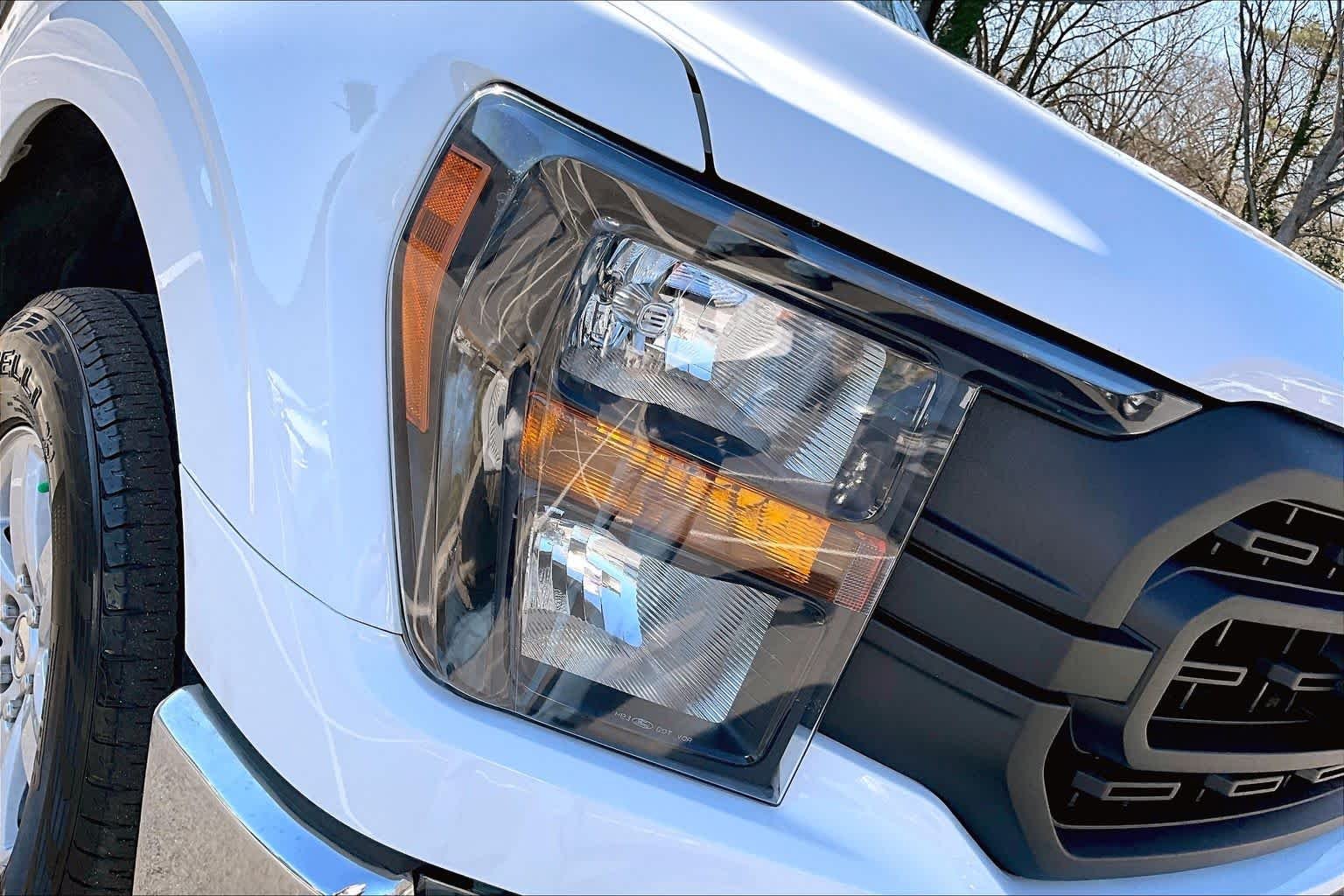 Used 2023 Oxford White Ford XL image 71