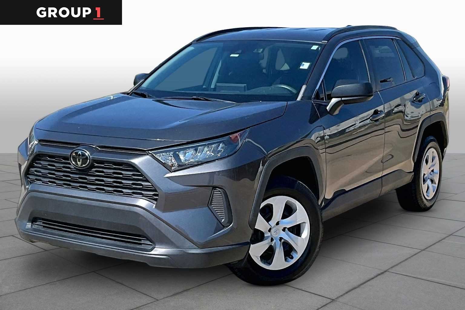2020 Toyota RAV4 LE