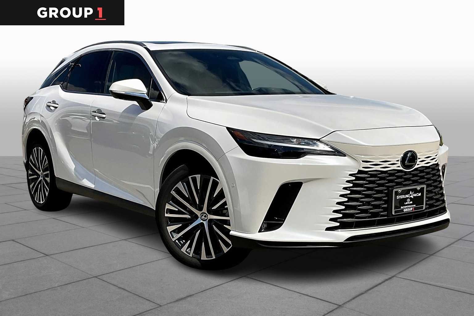 Used 2025 Eminent White Pearl Lexus Premium Plus image 2