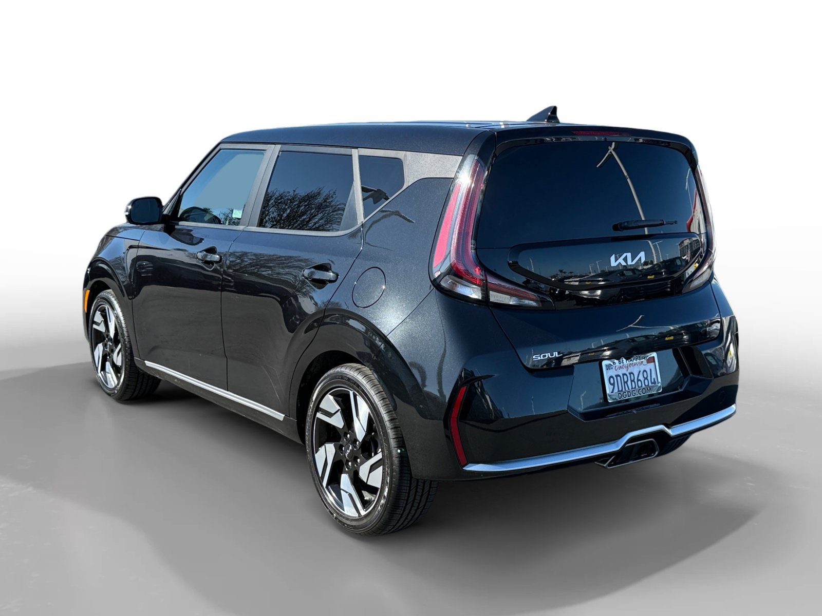Used 2023 Fusion Black Kia GT-Line image 3