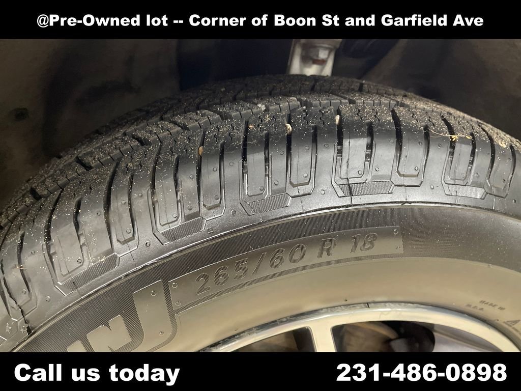 Used 2019 Blue Jeep Limited image 12