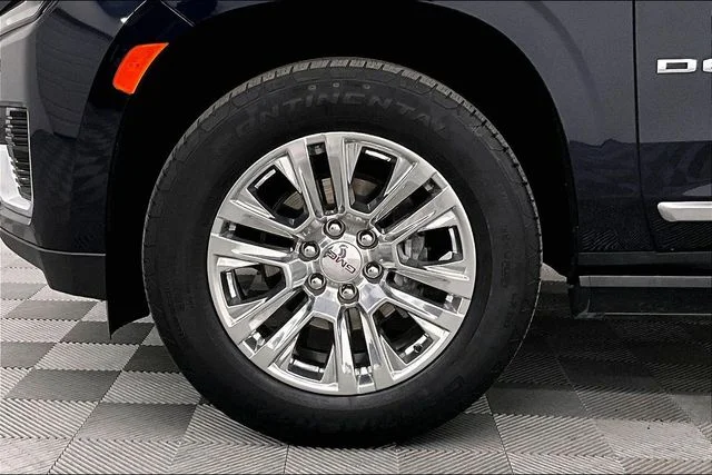 2023 GMC Yukon Denali - Photo 10