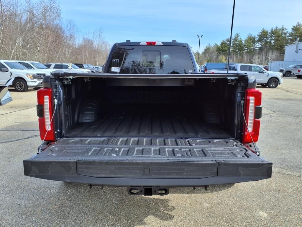 Used 2025 Blue Metallic Ford King Ranch image 7