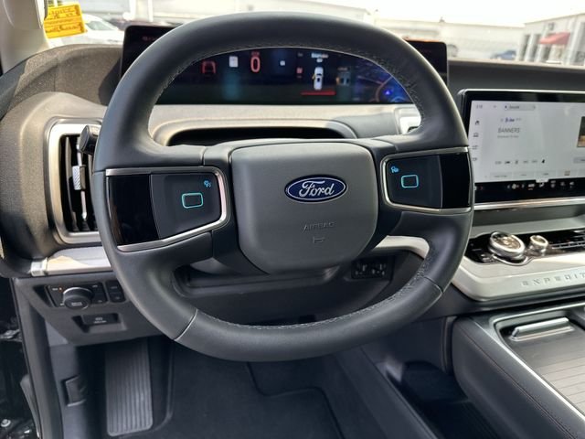 Used 2025 Black Ford Active image 13