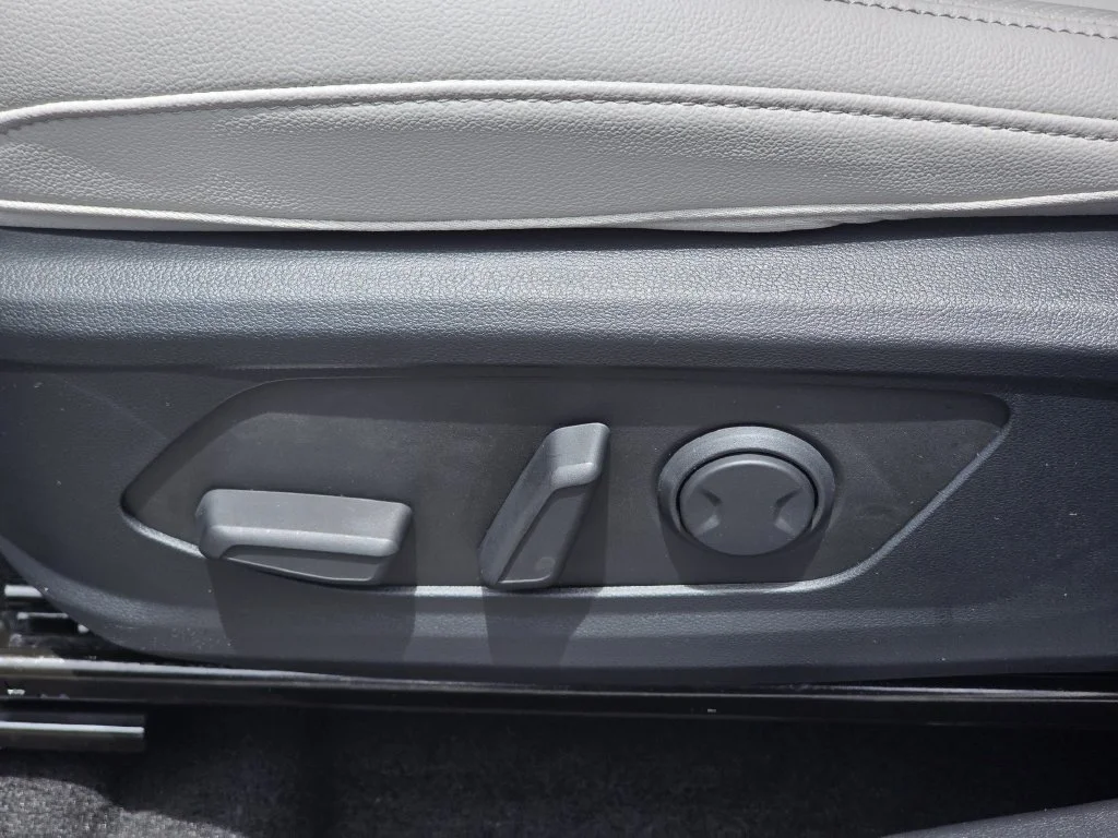 New 2026 Gray Hyundai SEL Plus image 18
