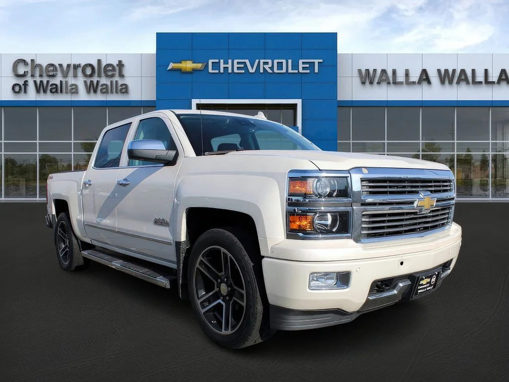 Used 2015 WHITE DIAMOND TRICOAT Chevrolet High Country image 1