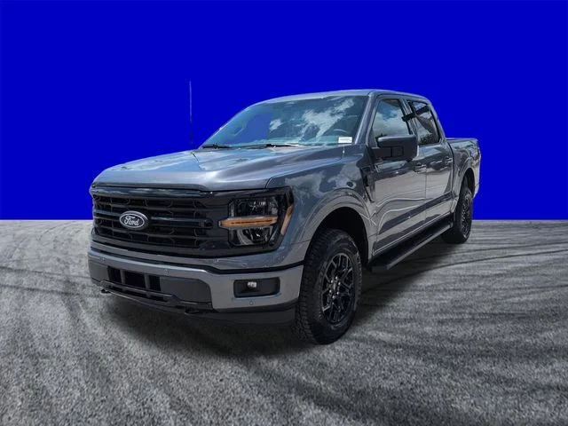 New 2026 Carbonized Gray Metallic Ford XLT image 8